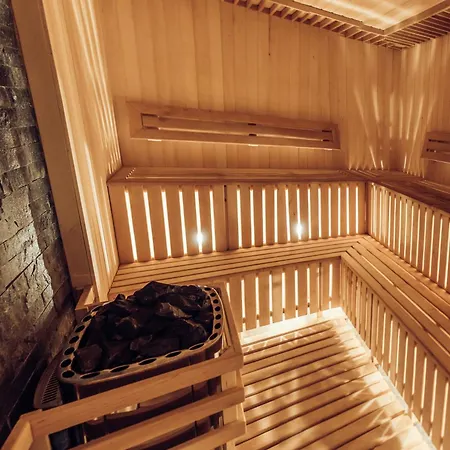 Verhovel Ξενοδοχείο 4*