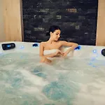 Verhovel Szálloda 4*
